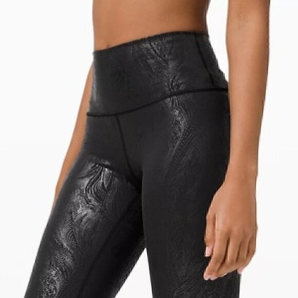 Lululemon Wunder Under High-Rise Crop 23" Size 6 - Picture 5 of 5